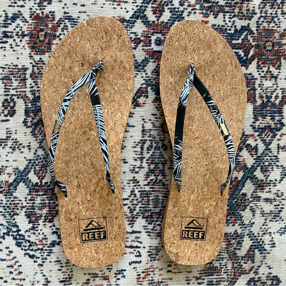 NWOT Reef Flip Flops